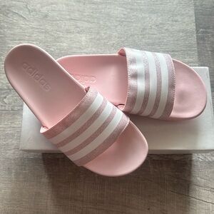 ‼️LAST ACT‼️NWOT Adidas Girls Adilette Pink Comfort Sandals. Size 5, Fits Size 7